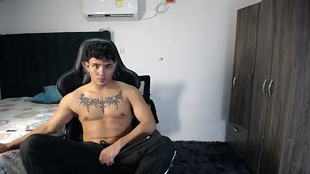 man dur07 online show from January 17, 9:10 pm