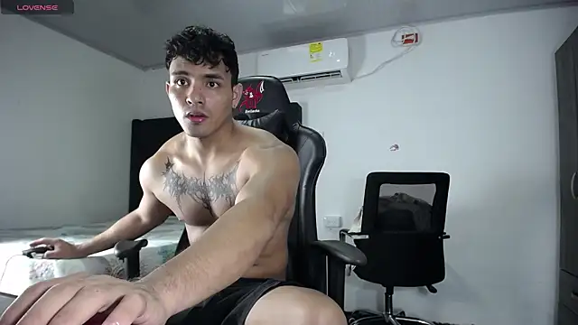 man dur07 online show from December 25, 8:50 pm