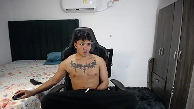 man dur07 online show from February 12, 5:26 pm