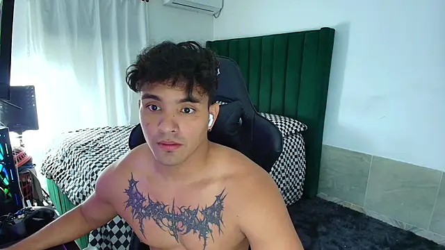 man dur07 online show from February 1, 10:41 pm