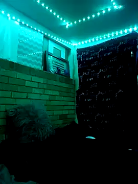 christphor online show from December 6, 10:38 am