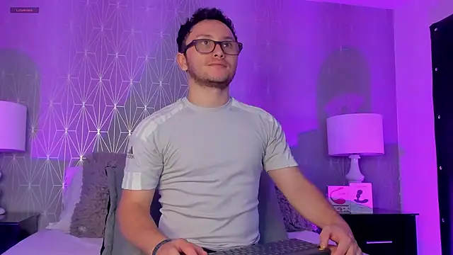 RicharKeat online show from December 5, 3:15 am