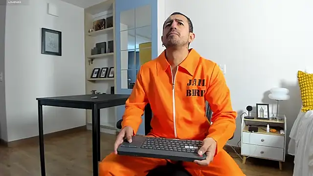 pablo-rincon95 online show from July 18, 2:33 pm