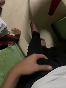 Snapshot of Privateseducer chatting on October 10, 10:23 pm Privateseducer online show from October 10, 10:23 pm