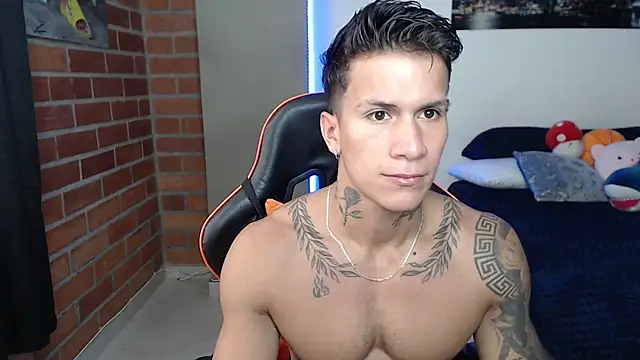 pettergrey1 online show from July 22, 12:41 pm