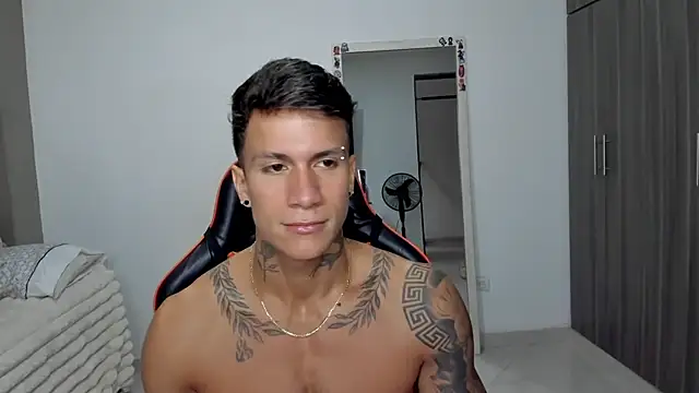 pettergrey1 online show from February 16, 12:25 pm