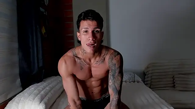 pettergrey1 online show from November 16, 10:45 pm