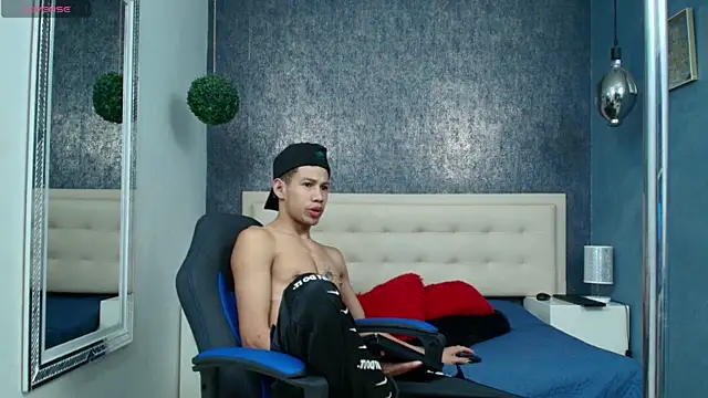 Erick Zhimerman online show from April 3, 4:20 am