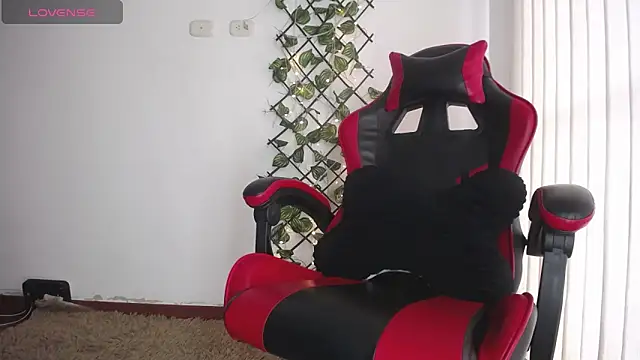 darkviper26 online show from April 17, 7:38 pm