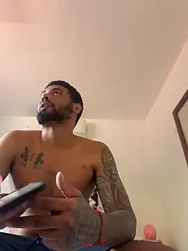 tumarditoperro online show from March 13, 10:05 pm