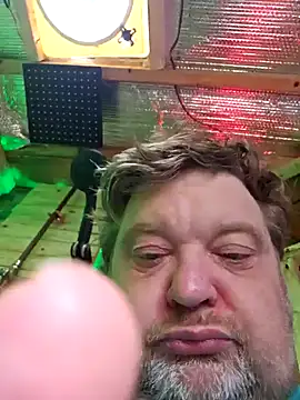 alienbunny online show from January 9, 5:43 pm