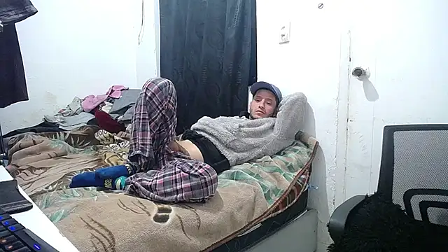 esjrobles online show from September 19, 12:49 pm