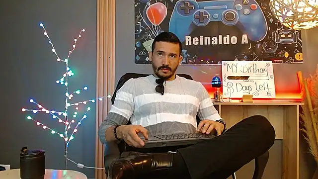 Reiko 85  online show from April 10, 2:35 pm