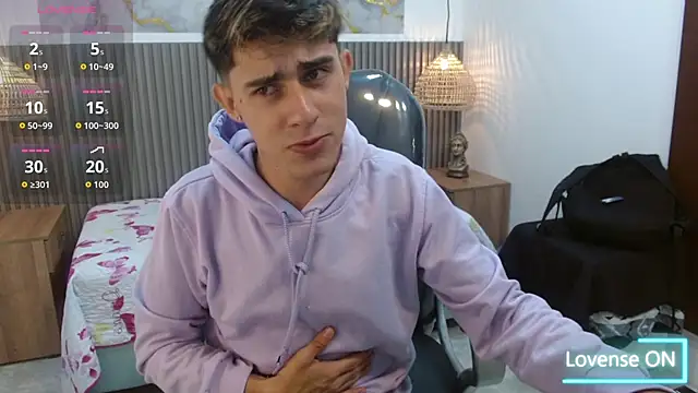 Dyla n18 online show from October 3, 9:42 pm