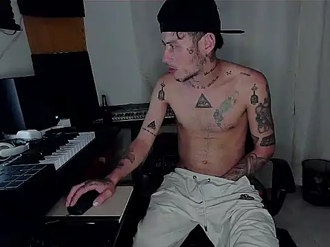 patrik tattoo  online show from January 21, 3:38 am