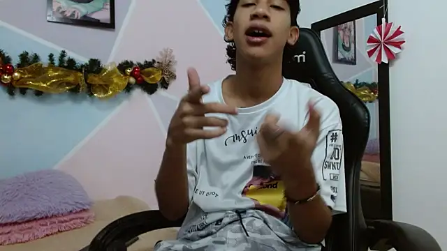 hares mds online show from December 5, 12:55 pm