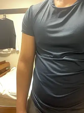 YU-KI00 online show from October 28, 12:18 pm