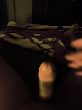 mirrowhot online show from March 4, 11:23 pm