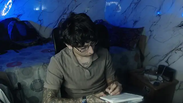 Dereck Dickson online show from April 10, 4:08 am