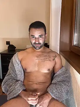 Snapshot of ali_babachapter2 chatting on December 11, 9:33 pm ali babachapter2 online show from December 11, 9:33 pm