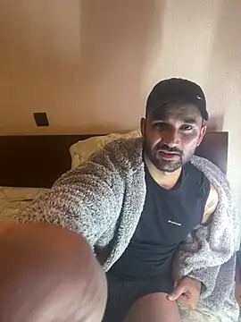 Snapshot of ali_babachapter2 chatting on January 31, 10:21 pm ali babachapter2 online show from January 31, 10:21 pm