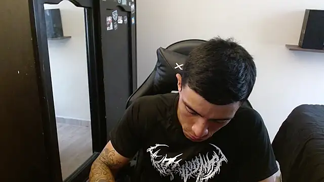 kv   xxx  online show from March 21, 6:45 pm