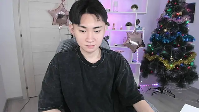 Miram Yu online show from December 26, 8:42 pm