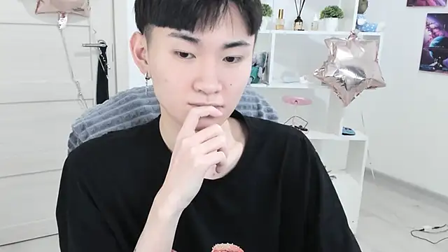 Miram Yu online show from February 11, 11:22 pm