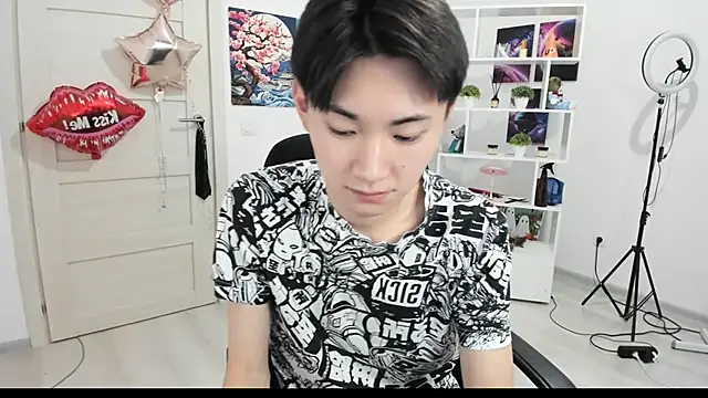 Miram Yu online show from October 5, 8:35 pm