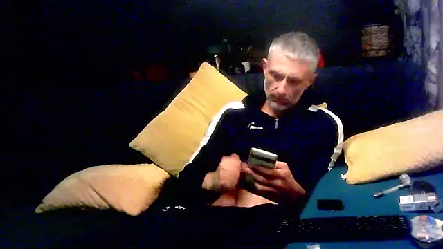 unclestefansdick online show from October 1, 12:25 am