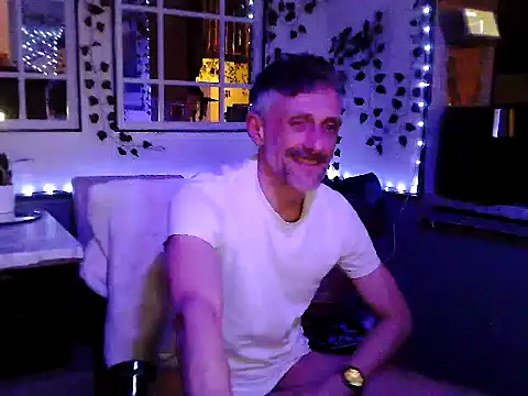 unclestefansdick online show from March 3, 6:45 am