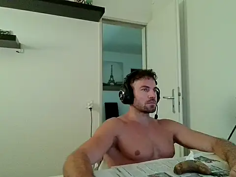 alpha-hunk online show from July 7, 7:23 am
