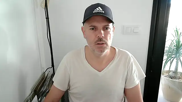 Francesco-ES online show from December 7, 8:00 am