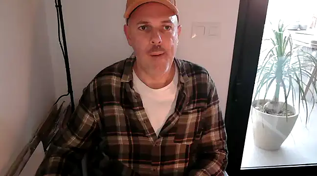 Francesco-ES online show from December 4, 4:38 pm