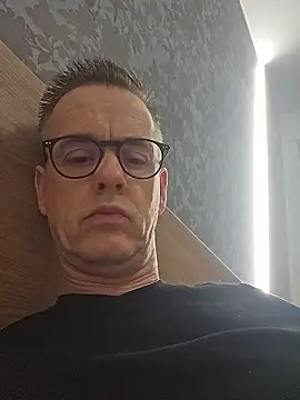 Hectorthyssen1 online show from January 14, 10:02 pm