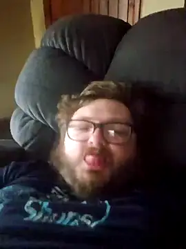 mikesfatdick online show from December 15, 5:10 pm