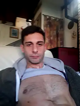 Snapshot of MrTamburine22 chatting on January 14, 2:43 pm MrTamburine22 online show from January 14, 2:43 pm
