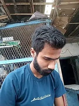 Snapshot of Skinny_Bigass_23 chatting on September 15, 7:32 am Skinny Bigass 23 online show from September 15, 7:32 am