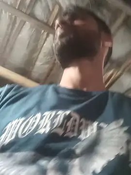 Snapshot of Skinny_Bigass_23 chatting on October 7, 2:32 pm Skinny Bigass 23 online show from October 7, 2:32 pm