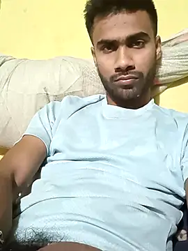 Snapshot of Skinny_Bigass_23 chatting on February 22, 6:15 pm Skinny Bigass 23 online show from February 22, 6:15 pm