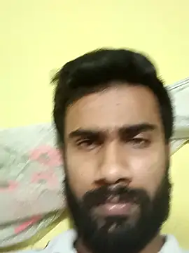 Snapshot of Skinny_Bigass_23 chatting on February 12, 6:19 pm Skinny Bigass 23 online show from February 12, 6:19 pm