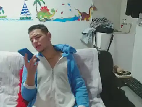 MarceloMilk online show from January 21, 2:55 pm