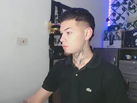 MarceloMilk online show from November 11, 5:01 am