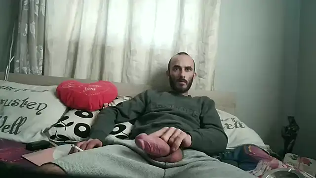 kisandgioni online show from December 31, 12:15 pm