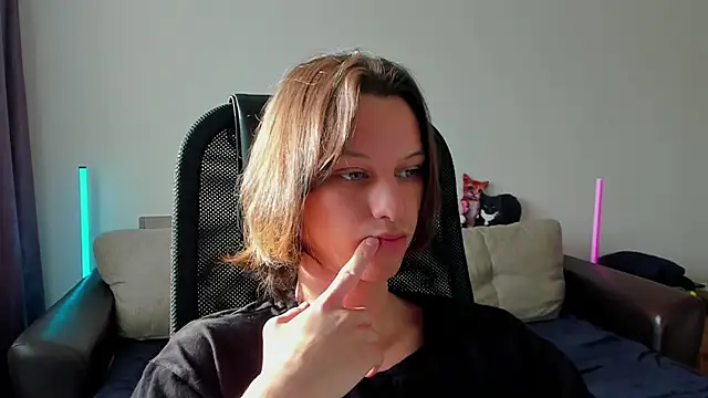 Ostin meow online show from April 20, 11:46 am