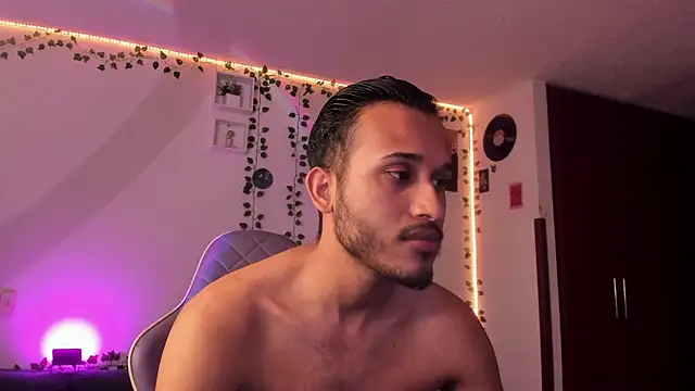 Raf brunette online show from February 2, 11:40 am