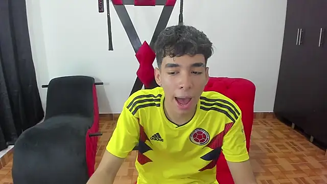 Harry LatinBoy online show from January 12, 7:31 pm