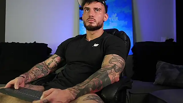 DimitriSullivan  online show from December 20, 4:20 am