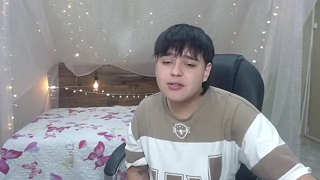 AndrewPherson online show from December 16, 12:38 pm