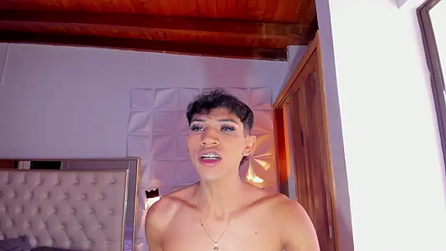 im sebaslopez online show from March 22, 7:41 pm